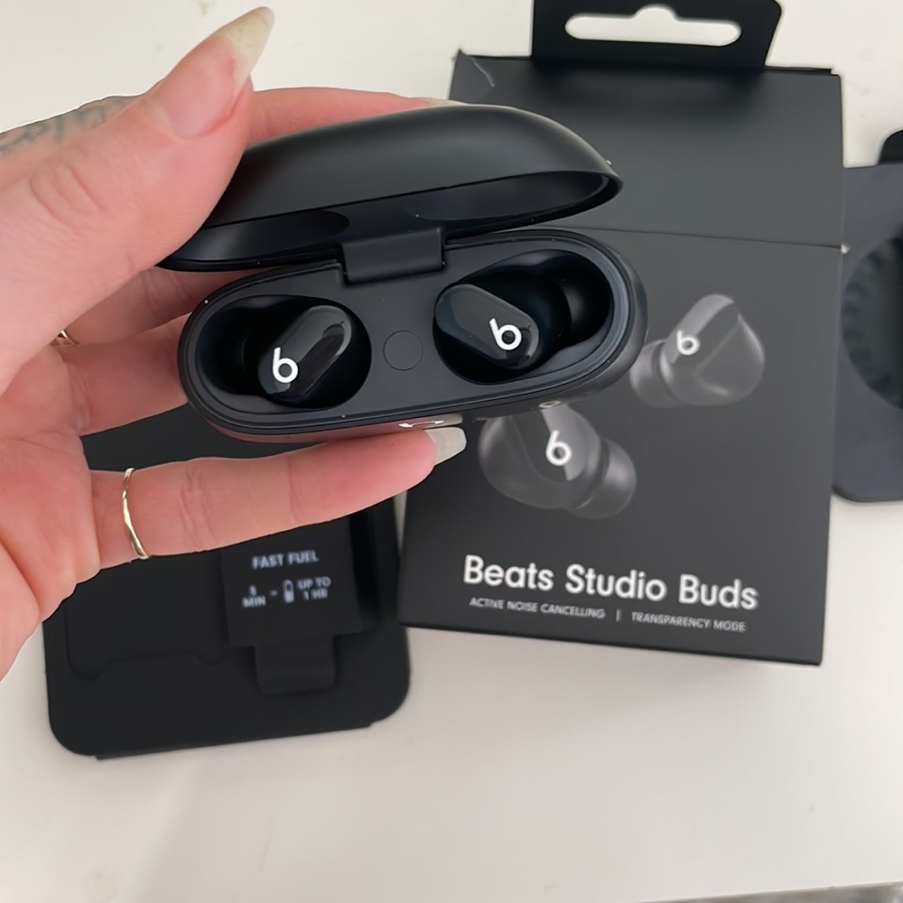 Beats Studio Buds – True Wireless Noise Cancelling Earphones – Black